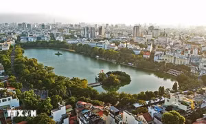 Hà Nội - từ mốc son 19/8/1945 đến trung tâm chính trị, kinh tế, văn hóa của cả nước