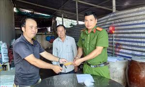 Mỗi người dân là một tuyên truyền viên trong thu hồi vũ khí