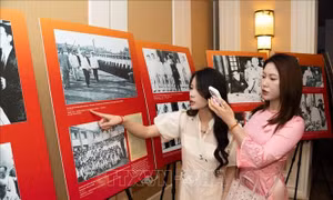 Tôn vinh di sản Hồ Chí Minh, vun đắp tình hữu nghị Việt Nam - Trung Quốc