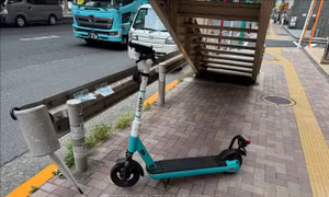 Nhật Bản đẩy mạnh xử lý vi phạm giao thông liên quan xe scooter điện