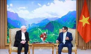 Thủ tướng Phạm Minh Chính tiếp Bộ trưởng Ngoại giao Tòa thánh Vatican