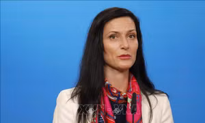 Bulgaria: Ngoại trưởng Mariya Gabriel tiếp quản chính phủ