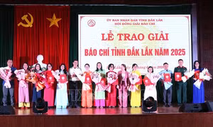 Người làm báo cần chủ động thích ứng với xu thế báo chí đa nền tảng