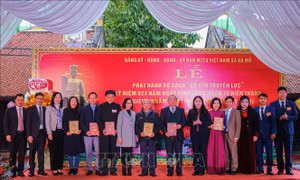 Hà Nội: Công bố, phát hành bộ sách 'Cổ kim truyền lục'