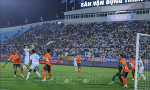 V.League 1: Các đội bóng tốp đầu đều giành chiến thắng
