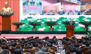 Thủ tướng Lê Minh Hưng: Quân đội phải nhìn xa hơn, tham mưu chiến lược sâu hơn
