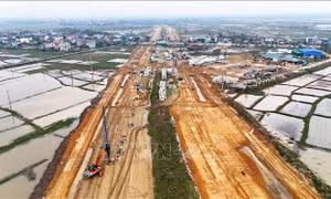 'Điểm danh' hàng loạt bộ, ngành, địa phương giải ngân vốn đầu tư công thấp