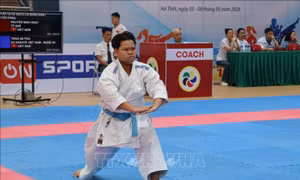 Khai mạc Giải vô địch các câu lạc bộ karate quốc gia khu vực miền Trung