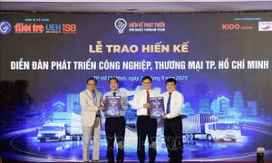 TP Hồ Chí Minh hướng đến trung tâm công nghiệp, thương mại, logistics hàng đầu khu vực