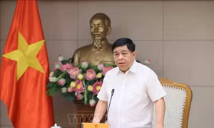 Không để lọt vào cấp ủy người có biểu hiện suy thoái, cơ hội chính trị, tham vọng quyền lực, tham nhũng
