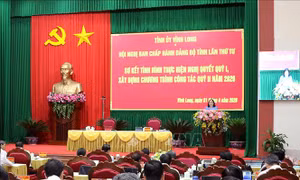 Chú trọng phát triển kinh tế biển, năng lượng tái tạo