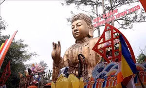 Lễ hội Xuân Chùa Phật Quang Hòa Bình lan tỏa thông điệp sống hướng thiện