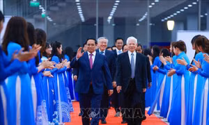 Thủ tướng Phạm Minh Chính dự Chương trình nghệ thuật kỷ niệm Ngày sinh Thủ tướng Phạm Văn Đồng
