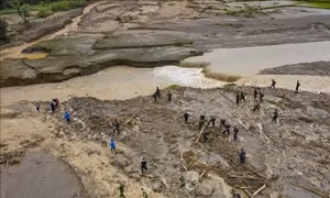 Tìm thấy 1 thi thể nạn nhân mất tích do lũ quét ở Mường Pồn
