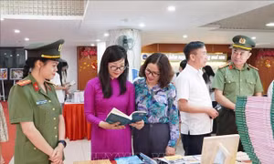 Nhân lên tình yêu với sách