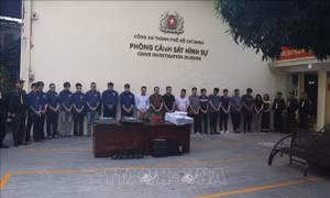Bắt băng nhóm ‘Cưỡng đoạt tài sản’ núp bóng doanh nghiệp mua bán nợ