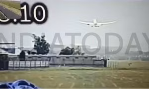 Video toàn cảnh từ khi máy bay cất cánh đến lúc gặp tai nạn phát nổ tại Ấn Độ