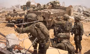 Vì sao Israel chưa tấn công “pháo đài cuối” của Hamas ở Deir al-Balah?
