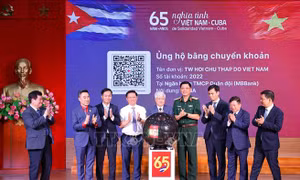 Báo Mỹ viết về hoạt động quyên góp ủng hộ nhân dân Cuba của Việt Nam