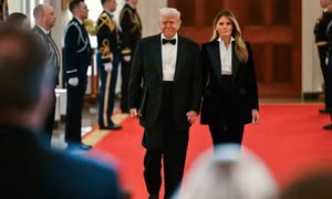 Tổng thống Trump dành 'lời có cánh" về vợ sau 4 tuần bà Melania vắng mặt
