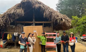 Từ trái tim châu Âu đến vùng cao Lào Cai: Những tấm lòng ấm áp giữa mùa khó khăn