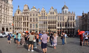 “Những ấm nước nóng” giữa lòng Brussels