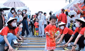 Muôn màu hương sắc quê hương ở xứ sở Kim Chi