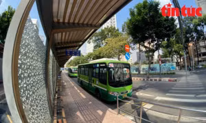 TP Hồ Chí Minh: Đẩy mạnh thanh toán không tiền mặt trên xe buýt