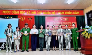Hội Liên hiệp phụ nữ tỉnh Quảng Ninh giúp đỡ phạm nhân tái hòa nhập cộng đồng