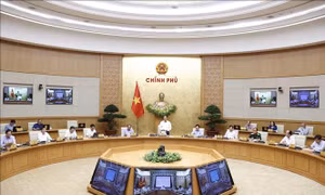 'Nóng' trong ngày: Đề xuất thi tốt nghiệp THPT thành 2 đợt; khoanh xử lý dịch COVID-19; Xuất siêu đạt 6,5 tỷ USD