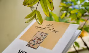 Tri ân người phụ nữ của gia đình với tập thơ 'Vợ ơi'