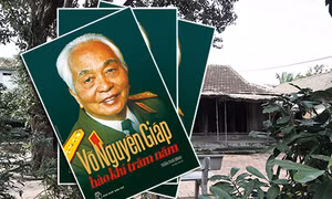 Tác phẩm "Võ Nguyên Giáp- Hào khí trăm năm" do NXB Trẻ phát hành