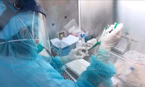 4 người cùng làm việc ở chợ cá Bình Điền bay về Thanh Hóa, xét nghiệm mắc COVID-19