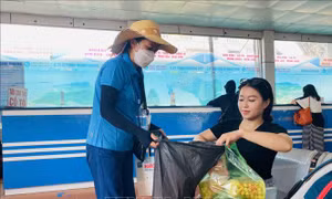 Từ 15/9, không được mang túi nilon, đồ nhựa dùng một lần ra đảo Cô Tô