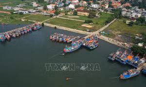 Thủ tướng Nguyễn Xuân Phúc gửi thư động viên đồng bào miền Trung bị thiên tai