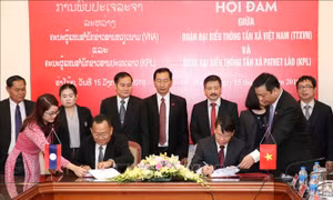 Mối quan hệ hợp tác chí nghĩa, chí tình giữa TTXVN và KPL