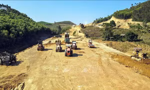 Tăng cường sự lãnh đạo của Đảng trong thực hành tiết kiệm, chống lãng phí