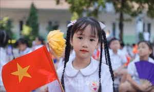 Rộn ràng khai giảng năm học mới 2025 - 2026