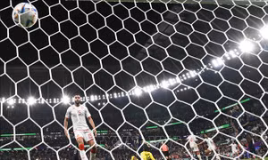 Pháp khiếu nại FIFA sau trận thua Tunisia