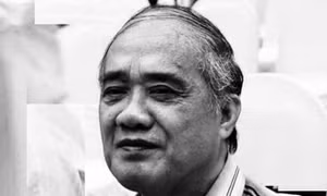 Nhà văn Nguyễn Khắc Trường, tác giả tiểu thuyết 'Mảnh đất lắm người nhiều ma' qua đời