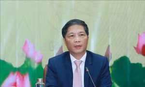 Trưởng ban Kinh tế Trung ương Trần Tuấn Anh làm việc tại Trung tâm Dữ liệu quốc gia về dân cư