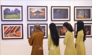 Lễ trao giải và khai mạc triển lãm cuộc thi ảnh 'Phật giáo trong đời sống'