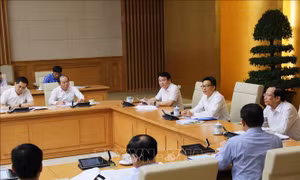 Khẩn trương xây dựng, ban hành chuẩn nghèo đa chiều giai đoạn 2021-2025