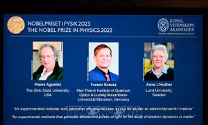 Nobel Vật lý 2023 tôn vinh 3 nhà khoa học Pierre Agostini, Ferenc Krausz và Anne L'Huillier 