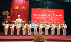 Công bố quyết định về tổ chức bộ máy lực lượng Công an tỉnh Hà Nam