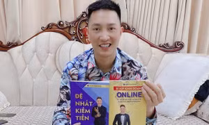 Huấn 'Hoa hồng' bị xử phạt 17,5 triệu đồng vì xuất bản và bán sách trái phép