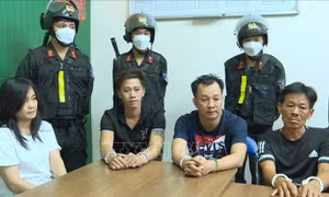 Trấn áp tội phạm, giữ bình yên cho nhân dân