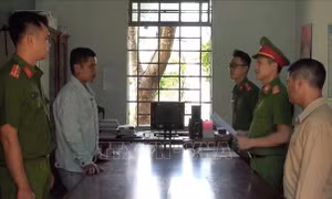 Thêm một đối tượng phá rừng tại Đăk Tô bị khởi tố và bắt tạm giam