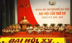 Thi trắc nghiệm trực tuyến tìm hiểu lịch sử 90 năm Đảng bộ Hà Nội