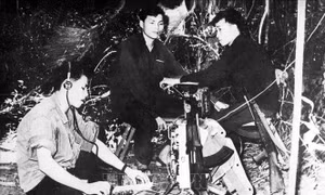 Lặng thầm sau những dòng tin - Bài 2: Vượt khó hoàn thành nhiệm vụ